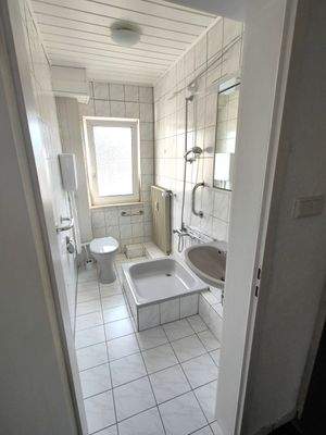 Haupthaus 1. Stock Bad.jpg