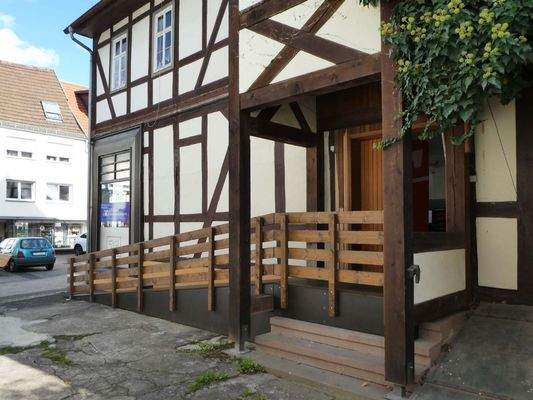 Barrierefreier Zugang seitlich des Hauses