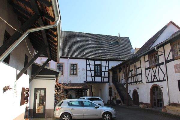 Rückansicht Hofeinfahrt