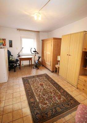 Abstellen oder Gast EG 