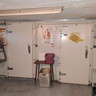 zwei Kühlhäuser - Kellergeschoss