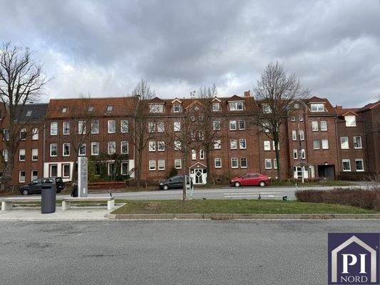 Vier Geschosse plus Dachgeschoss