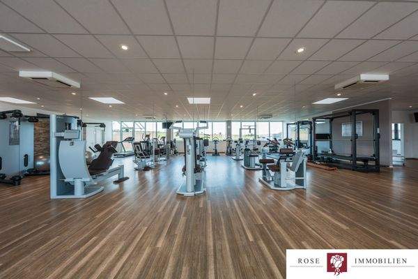 Fitness-Bereich Bild 2 (Physiotherapie)