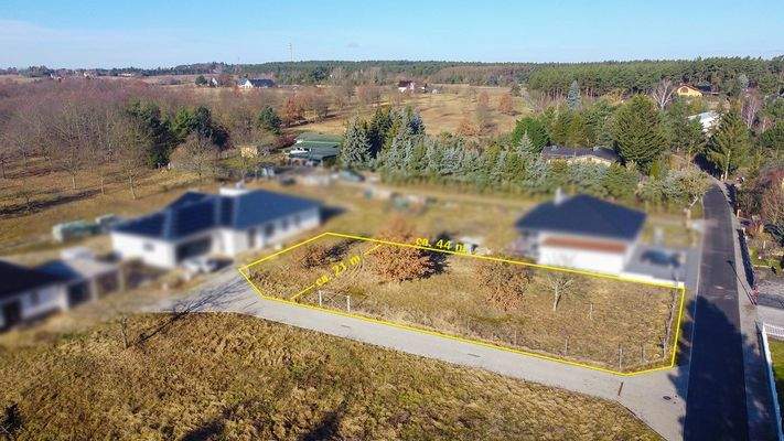 Baugrundstück 915 qm