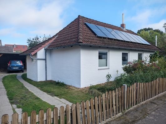 Haus und Carport