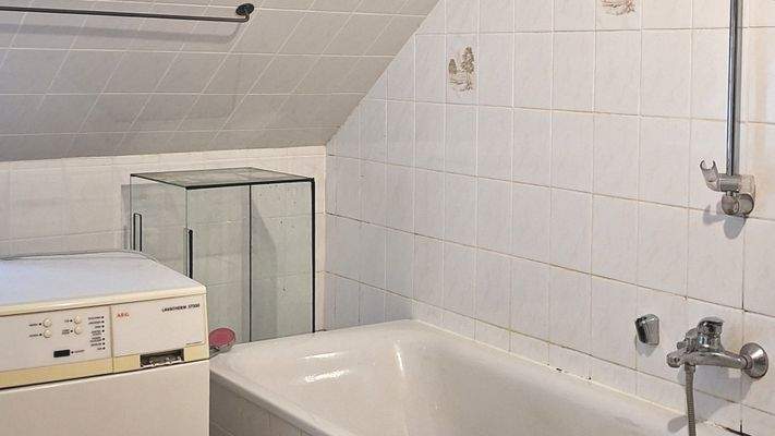 Wohnung 2. OG/DG - Bad