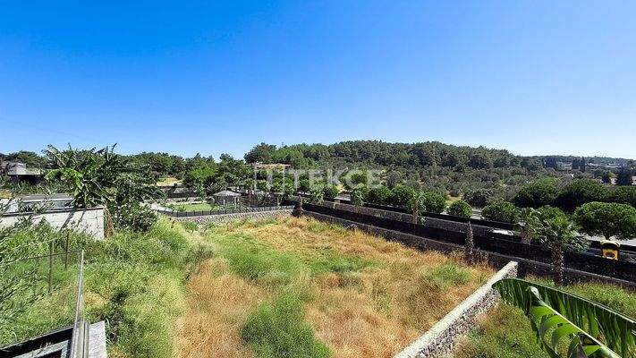 Detached Homes with Pools on 2500 m² Plots in Urla