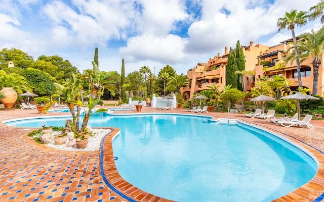 Wunderschönes Teilmeerblick-Apartment mit tropischer Anlage in Santa Ponsa