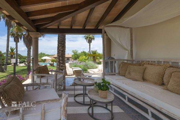 Überdachte Terrasse