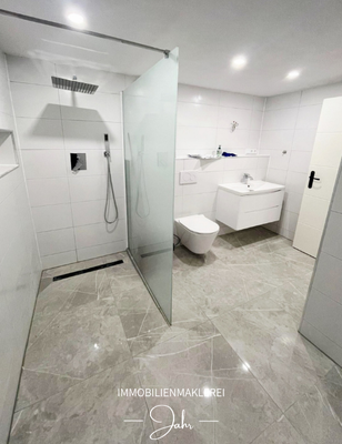 Tageslichtbad Wohnung Erdgeschoss