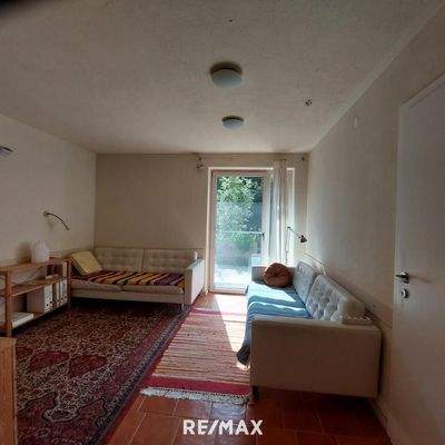 Zimmer 2 mit Terrassenzugang