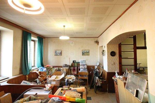 03_Gastraum mit Schank