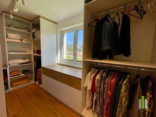 zimmer 2 Schrankraum