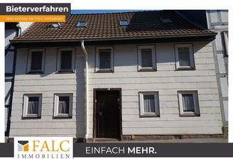 Blick von der Strasse 1