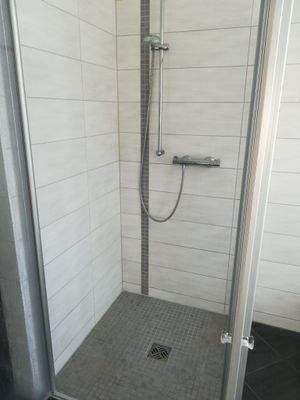 Straßburger EG links Bad._2.jpg