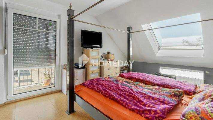 1. OG Schlafzimmer 1