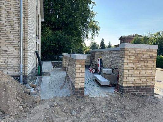 Platz für Abfuhrtonnen