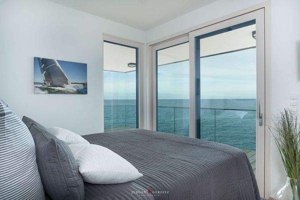 Schlafzimmer zur Dachterrasse