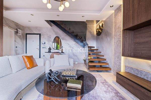 Real Estate in a Two Block Complex 600 M from the Sea in Alanya