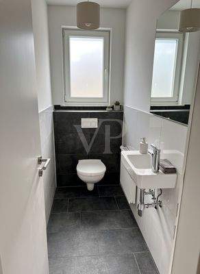 OG - Gäste-WC staged