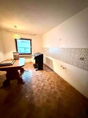 Souterrain Küche Essen