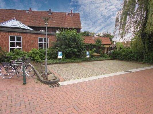 Behinderten-Parkplätze