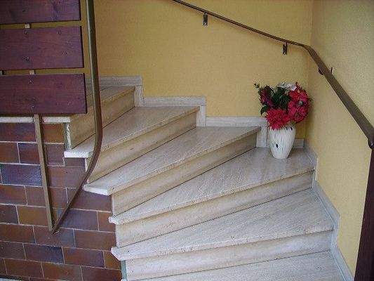 Eingangstreppe.JPG