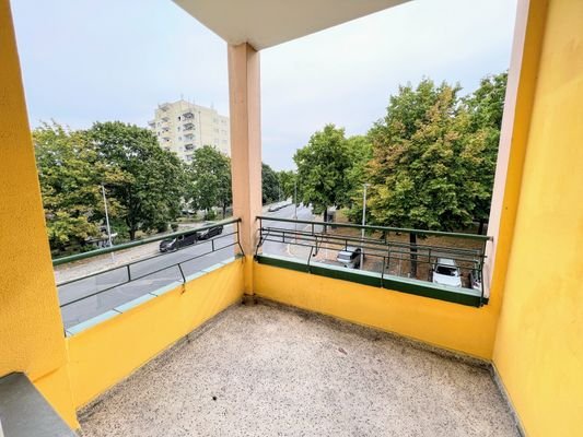 Balkon - Referenzbild einer Schnittgleichen Wohnung im 2.OG