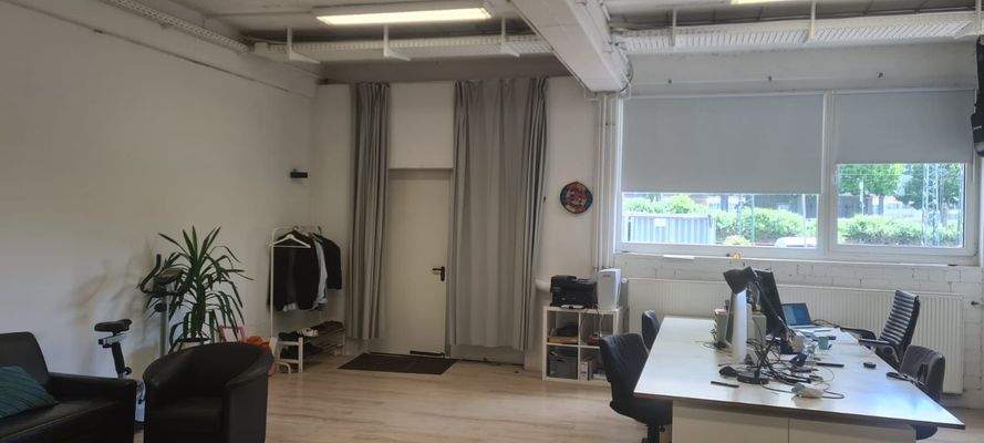 Schreibtischplätze 1