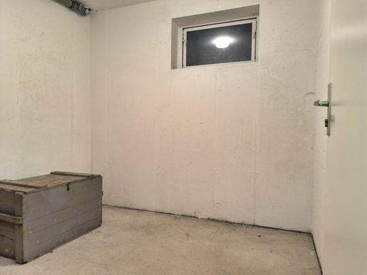 eigener Kellerraum mit ca. 7 m² Nutzfläche