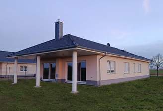 Bild 3 - Terrasse.png