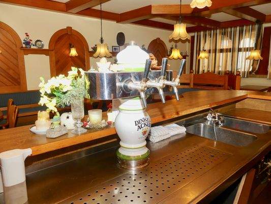 Theke Café  EG.jpg