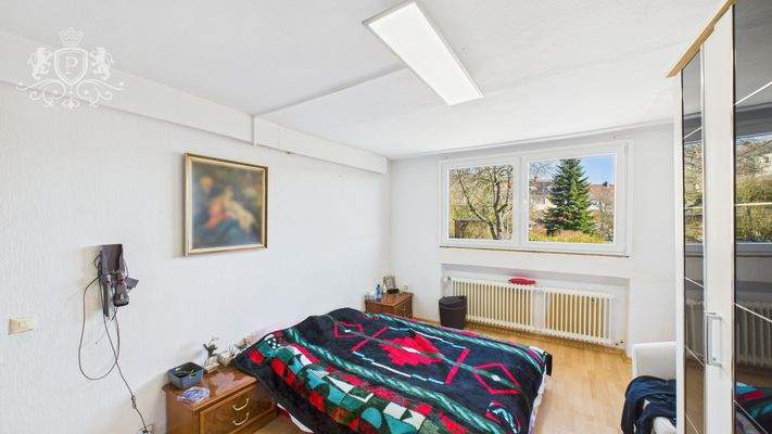 CAM01984G0-PR0457-STILL012