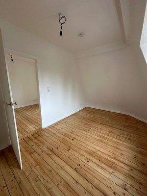 Zimmer 1 in Zimmer 2.jpg