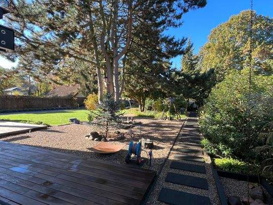 Ansicht Garten mit Eingang.JPG