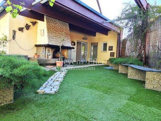 Dachterrasse mit Kunstrasen