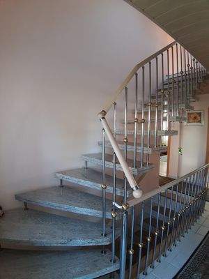 Diele u. Treppenaufgang - 1. OG