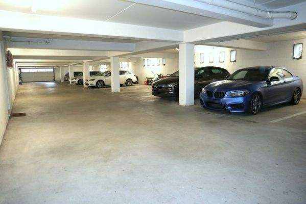 Eigener Tiefgaragenstellplatz