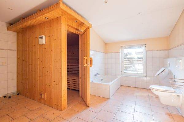 Badezimmer OG mit Sauna