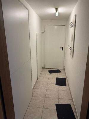 Eingang - Diele Garderobe und Abstellraum