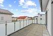 übergroßer Balkon
