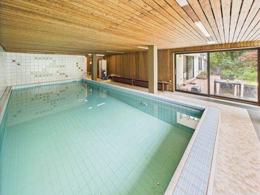 Schwimmbad 