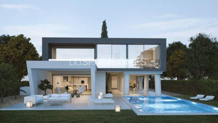 Spacious Villas with Golf Course View in Murcia
