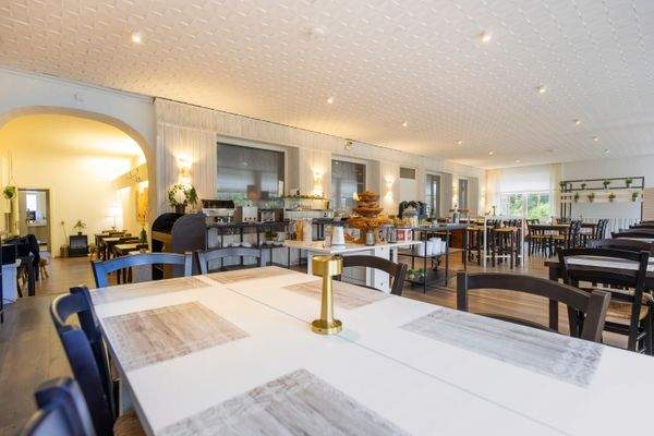 Stilvolle Lounge mit eleganter Atmosphäre