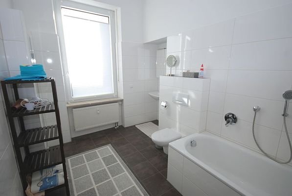 Badezimmer mit Wanne