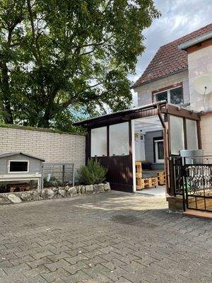 Eingang über Wintergarten