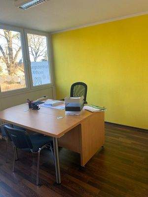 Büro Arbeitszimmer EG.JPG