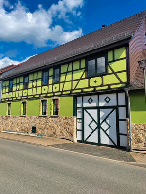 27a57ada-34f2-4049-9c38-f5921de798d1