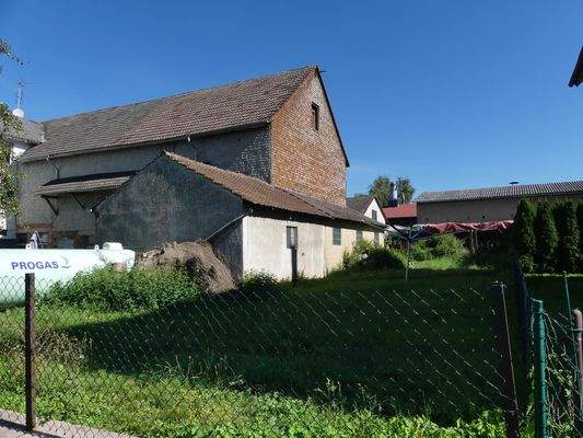 Scheunenanbau mit Gartenanteil