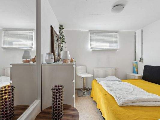 Schlafzimmer Kellergeschoss